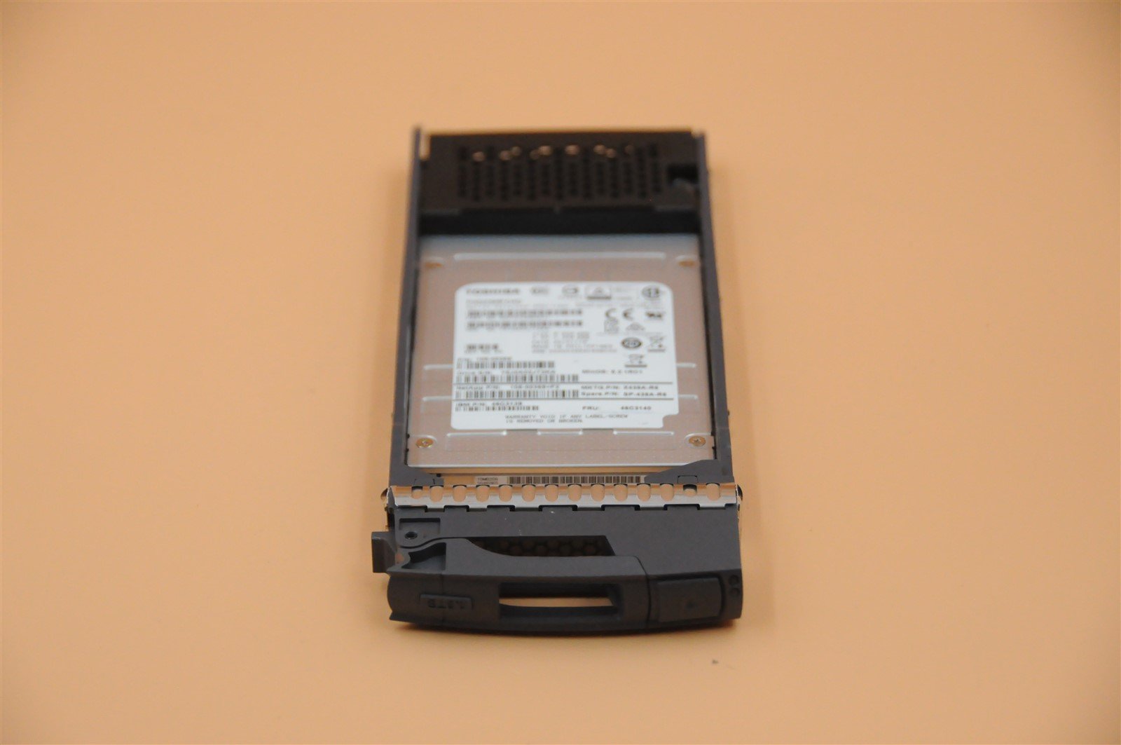 SP-438A-R6 X438A-R6 PX02SMF040 NETAPP 400GB 12G 2.5" SAS TLC DS2246 520BYTE SSD